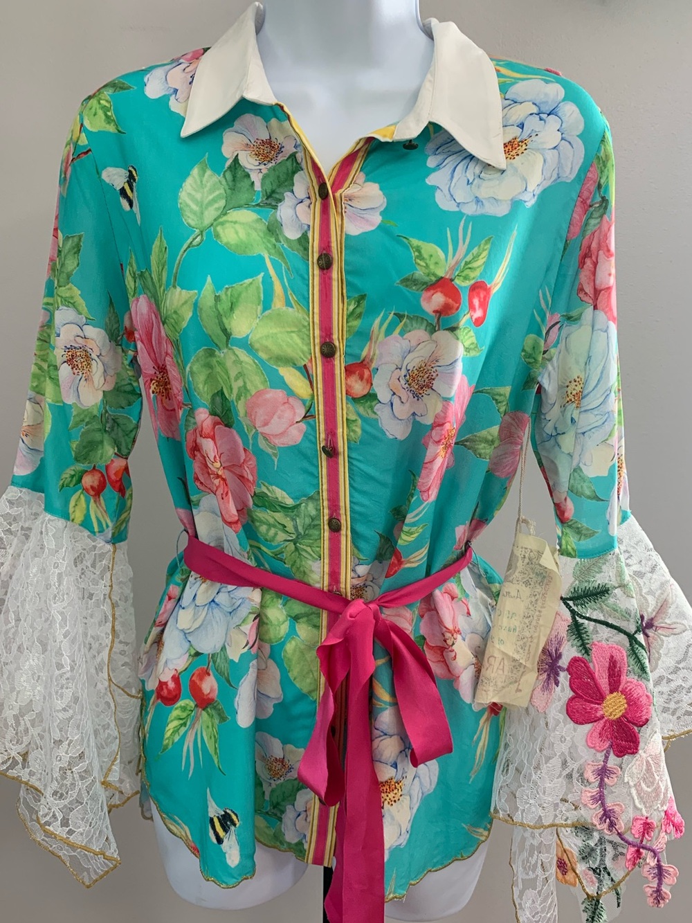 NWT Aratta Silent Journey La Ville Button-Down Floral Top - Picture 15 of 16